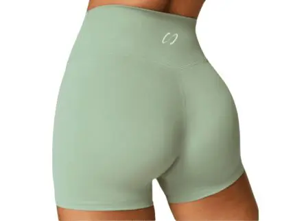 Short deportivo de cintura alta verde