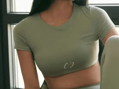 Top alto impacto en color verde